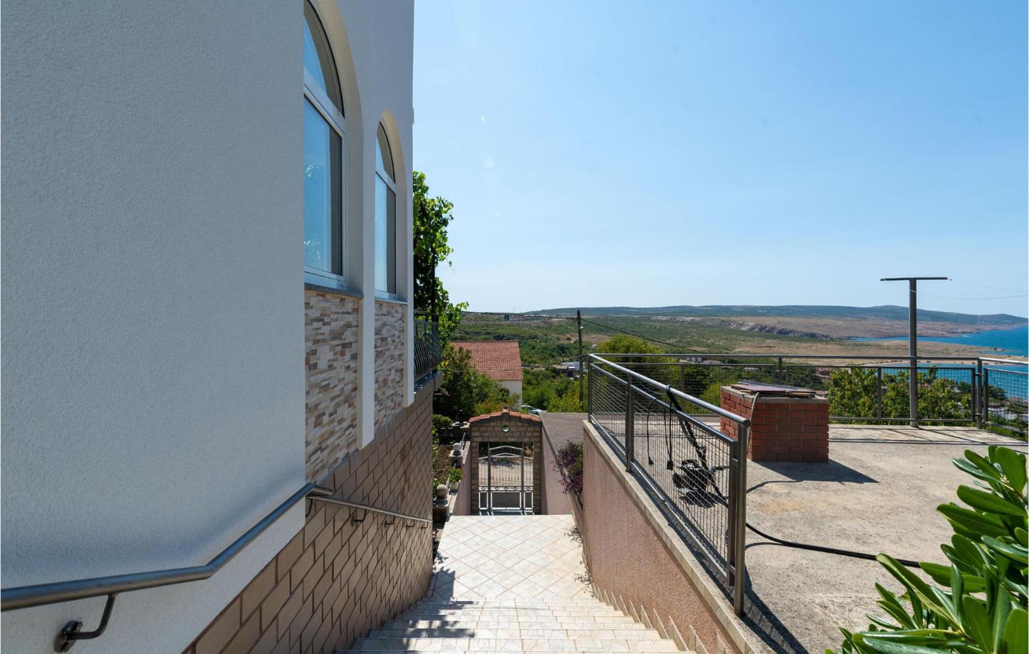 Lovely Apartment In Rovanjska With House Sea View Екстер'єр фото